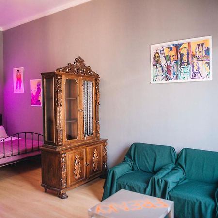 Heart Of Downtown Freedom Square Apartment Tbilisi Bagian luar foto